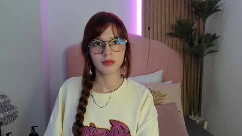 scarlett smith 3 online show from 12/20/25, 03:02