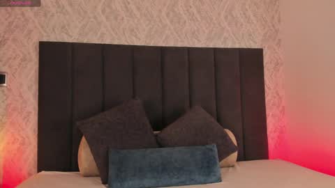 Scarlett online show from 04/15/26, 04:08