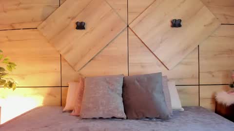     online show from 02/11/26, 12:32