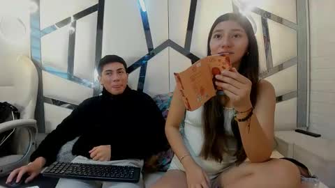 Snapshot of scarlettandlucas chatting on 02/19/26, 12:45 Scarlett and Lucas online show from 02/19/26, 12:45