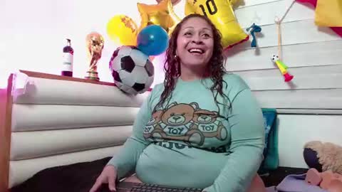 Snapshot of scarlettbooty chatting on 07/09/26, 12:09 scarlettbooty online show from 07/09/26, 12:09