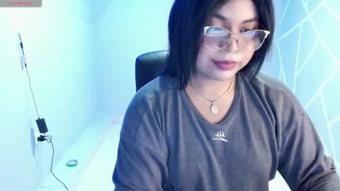 Snapshot of scarlette_mason_1 chatting on 03/21/26, 10:57 KARLA online show from 03/21/26, 10:57