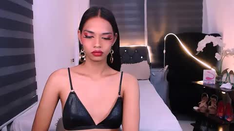 Snapshot of scarlette_sluttish_princess chatting on 02/17/25, 11:02 scarlette online show from 02/17/25, 11:02