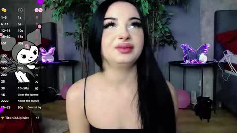 scarlettjakobs online show from 10/15/25, 06:35