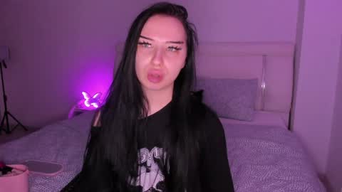scarlettjakobs online show from 05/20/26, 02:51