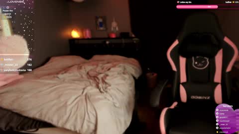 Snapshot of scarlettlovebaby chatting on 01/10/25, 08:40 Scarlett Your petite pet online show from 01/10/25, 08:40