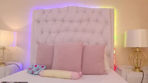 Scarlett Petrova online show from 02/08/26, 11:57