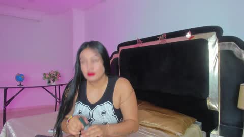 Snapshot of scarlettross_ chatting on 12/18/24, 11:56 Scarlett Ross  online show from 12/18/24, 11:56