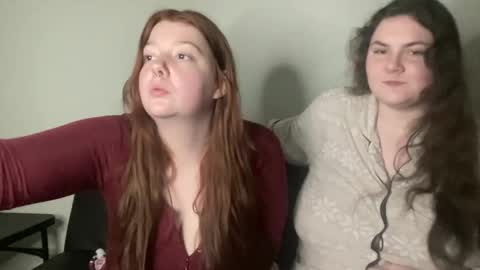 Snapshot of scarletttsinner chatting on 10/13/25, 01:38 scarletttsinner online show from 10/13/25, 01:38