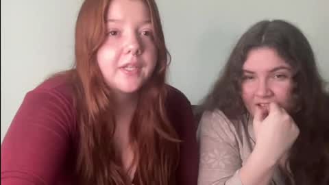 Snapshot of scarletttsinner chatting on 10/17/25, 03:14 scarletttsinner online show from 10/17/25, 03:14