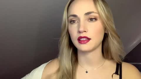 ScarlettxBlonde online show from 05/02/26, 02:22