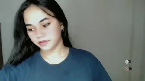 Snapshot of scarletvamp chatting on 02/13/25, 03:07 scarletvamp online show from 02/13/25, 03:07