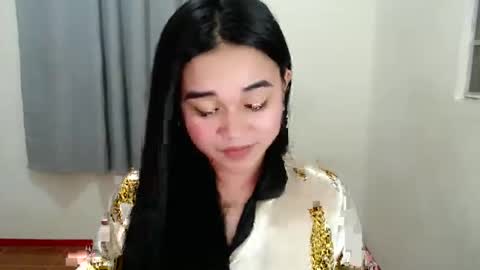 Snapshot of scarletvamp chatting on 02/18/25, 10:05 scarletvamp online show from 02/18/25, 10:05
