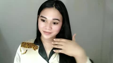 Snapshot of scarletvamp chatting on 02/19/25, 02:55 scarletvamp online show from 02/19/25, 02:55