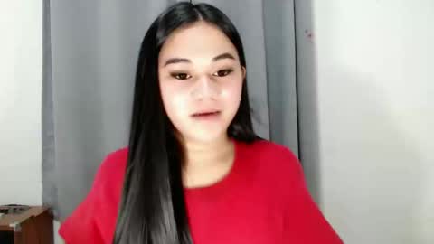 Snapshot of scarletvamp chatting on 02/26/25, 02:37 scarletvamp online show from 02/26/25, 02:37