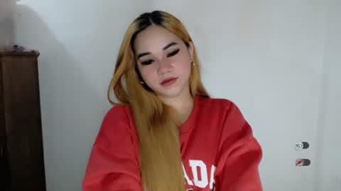 Snapshot of scarletvamp chatting on 09/22/25, 11:07 scarletvamp online show from 09/22/25, 11:07