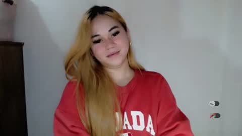 Snapshot of scarletvamp chatting on 09/30/25, 11:37 scarletvamp online show from 09/30/25, 11:37