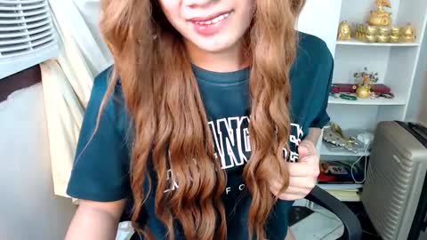 Queen Scarlet online show from 12/13/24, 12:28