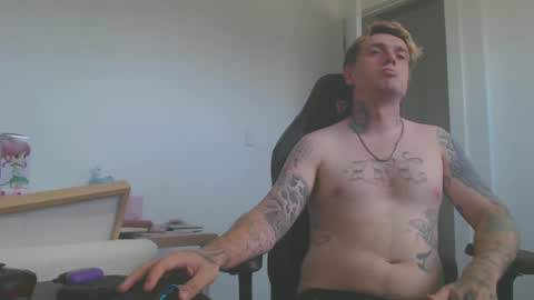 Snapshot of sceptixx chatting on 01/27/25, 06:09 sceptixx online show from 01/27/25, 06:09