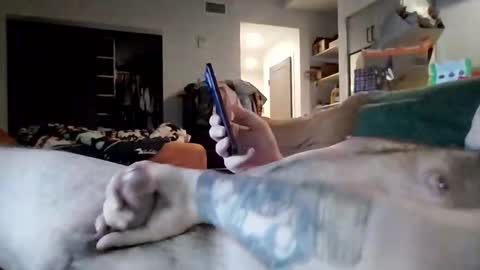 Snapshot of scharles1992 chatting on 12/23/25, 06:55 scharles1992 online show from 12/23/25, 06:55