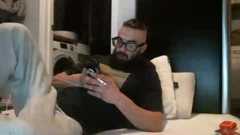 schemin10248 online show from 01/07/26, 07:22