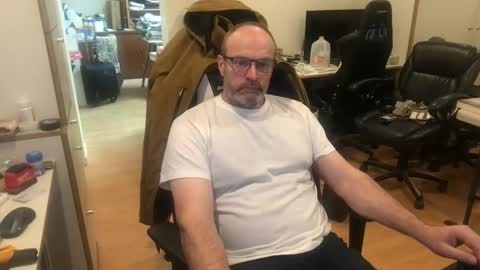 schief6218 online show from 02/15/26, 12:03