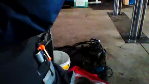 Snapshot of schmaichi chatting on 01/17/25, 12:42 schmaichi online show from 01/17/25, 12:42