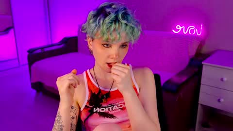 Snapshot of school_love chatting on 12/20/24, 04:57 Rina online show from 12/20/24, 04:57