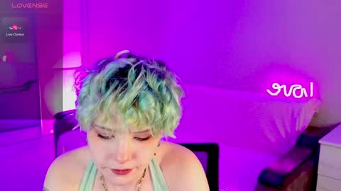 Snapshot of school_love chatting on 01/26/25, 01:04 Rina online show from 01/26/25, 01:04