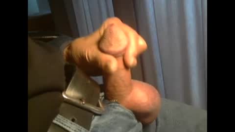 Snapshot of schwaermer1 chatting on 10/24/25, 10:33 schwaermer1 online show from 10/24/25, 10:33