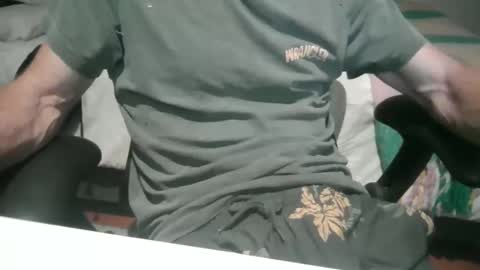 Snapshot of sclad83 chatting on 09/16/25, 12:06 sclad83 online show from 09/16/25, 12:06