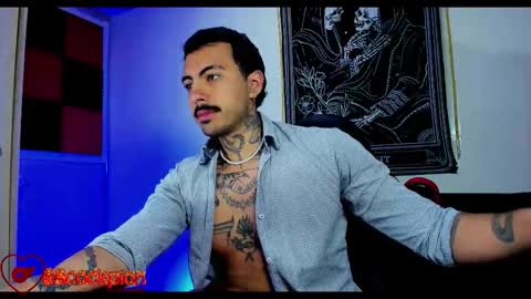 Snapshot of scockpion_ chatting on 09/28/25, 07:25 Alejandro help me to reach 200 thumps up online show from 09/28/25, 07:25
