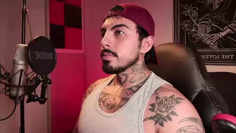Alejandro help me to reach 200 thumps up online show from 07/03/26, 07:37