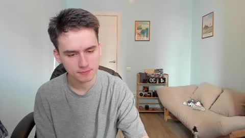 Snapshot of scooby_r chatting on 02/22/25, 08:50 Thomas brunette and Alex blond online show from 02/22/25, 08:50