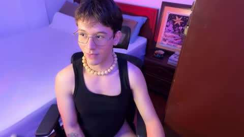 Snapshot of scoobysnack_ chatting on 12/19/25, 11:45 ScoobySnack online show from 12/19/25, 11:45