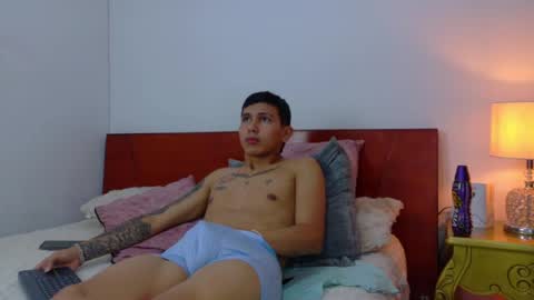 Snapshot of scook_gray chatting on 07/12/26, 05:20 scook_gray online show from 07/12/26, 05:20