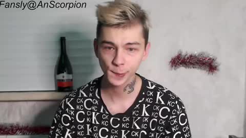 Snapshot of scorpion_250 chatting on 01/01/25, 05:44 Scorpion 250 online show from 01/01/25, 05:44