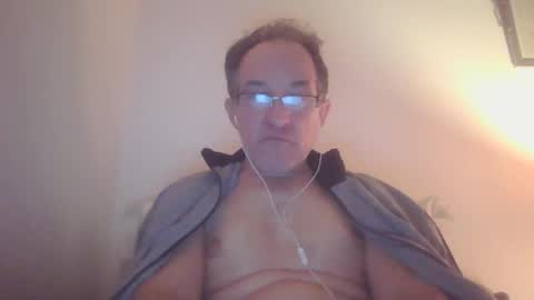 Snapshot of scotchwhieskie chatting on 01/03/25, 11:33 scotchwhieskie online show from 01/03/25, 11:33