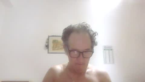Snapshot of scotchwhieskie chatting on 07/12/26, 02:19 scotchwhieskie online show from 07/12/26, 02:19