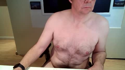Snapshot of scotsmanx chatting on 05/16/26, 03:22 scotsmanx online show from 05/16/26, 03:22