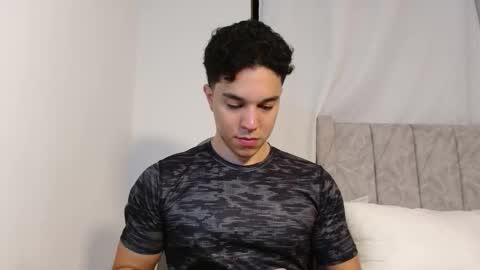 Snapshot of scott_brasher1 chatting on 10/29/25, 02:03 Twitter Scott brasher1 Instagram Camiloestuardo2 online show from 10/29/25, 02:03