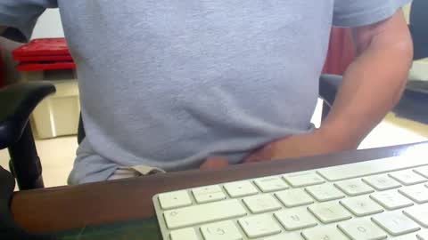 Snapshot of scottalone chatting on 12/15/24, 04:48 Scott online show from 12/15/24, 04:48