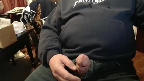 Snapshot of scottbearfun chatting on 12/22/24, 03:44 scottbearfun online show from 12/22/24, 03:44