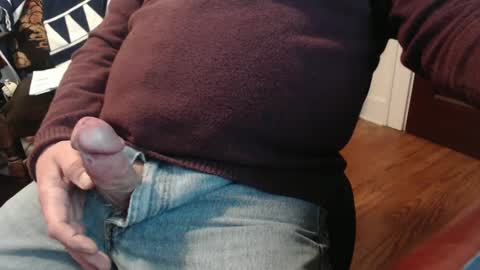 Snapshot of scottbearfun chatting on 02/20/25, 04:46 scottbearfun online show from 02/20/25, 04:46