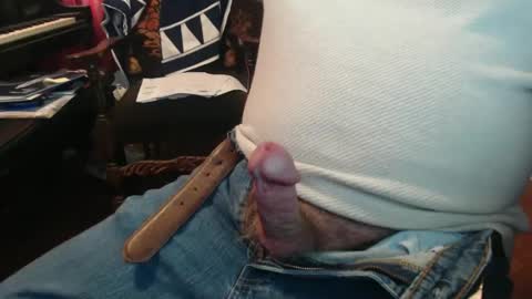 Snapshot of scottbearfun chatting on 02/25/25, 04:10 scottbearfun online show from 02/25/25, 04:10