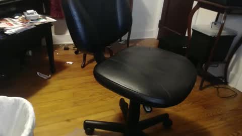 Snapshot of scottbearfun chatting on 12/02/25, 03:12 scottbearfun online show from 12/02/25, 03:12