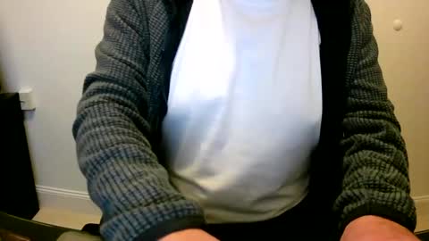 Snapshot of scotti30 chatting on 12/13/24, 08:41 Scott online show from 12/13/24, 08:41