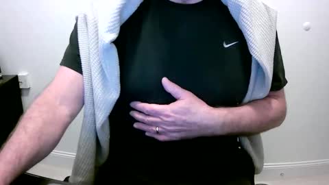 Snapshot of scotti30 chatting on 01/06/25, 09:08 Scott online show from 01/06/25, 09:08