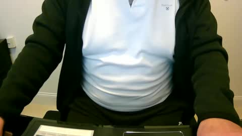 Snapshot of scotti30 chatting on 02/05/25, 09:04 Scott online show from 02/05/25, 09:04