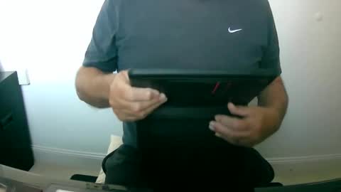 Snapshot of scotti30 chatting on 09/09/25, 07:41 Scott online show from 09/09/25, 07:41